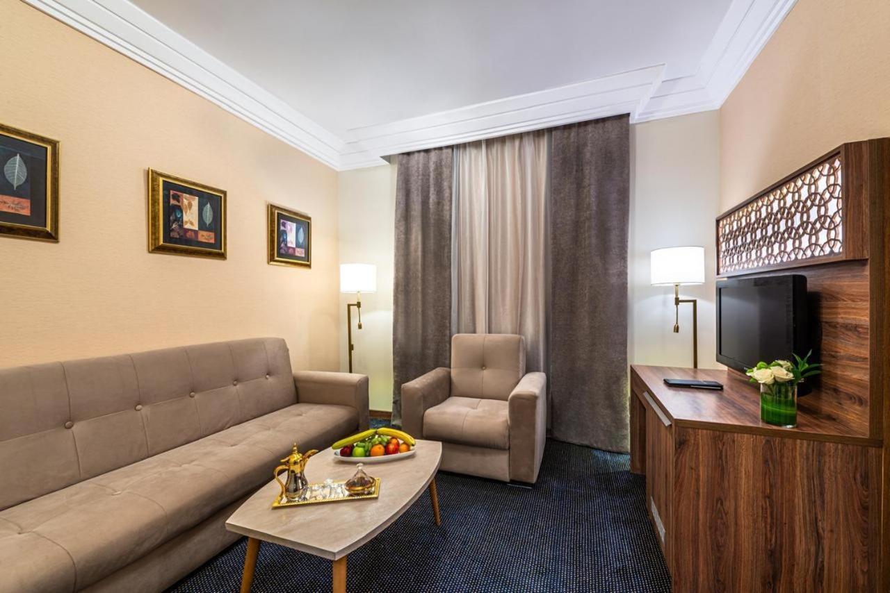 Golden Tulip Al-zahabi 3*